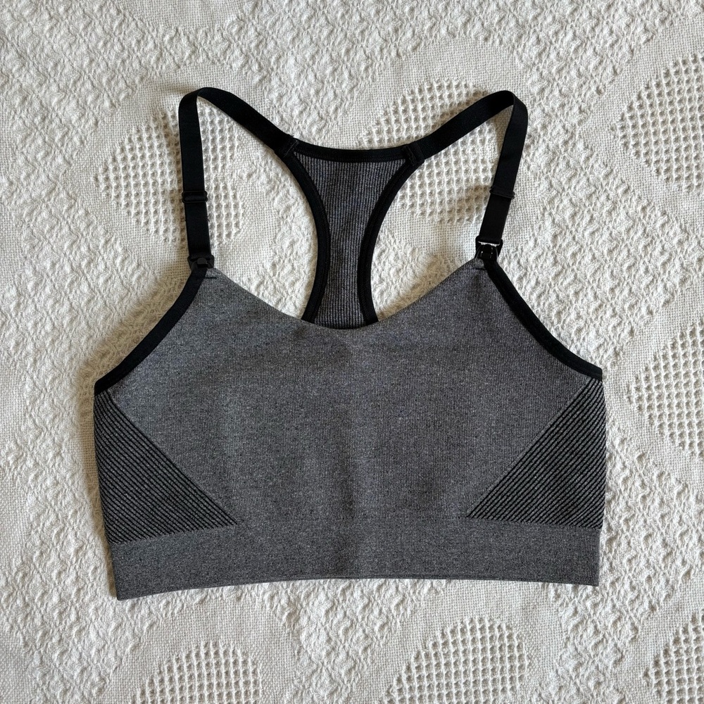 $10 or 2/$15 Auden Gray Maternity Seamless Racerback Nursing Bra Size Medium